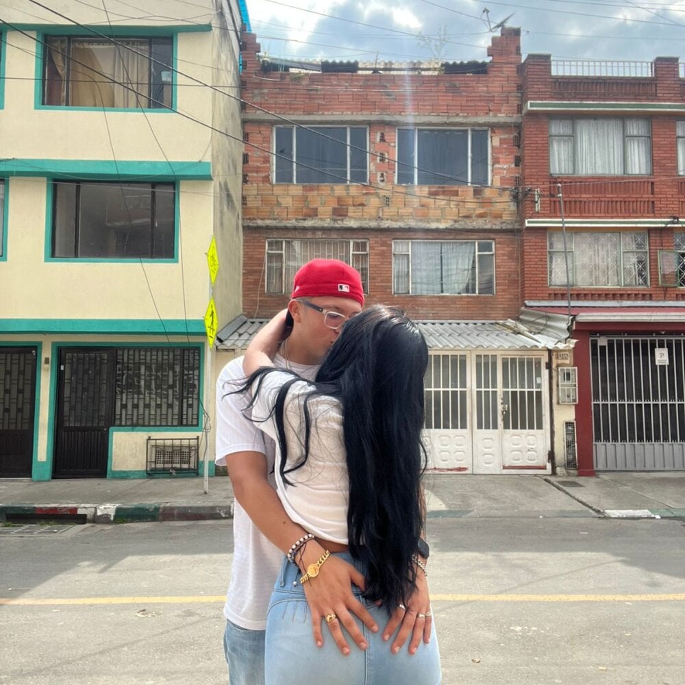 Scarlet_n_rayven Chatroom