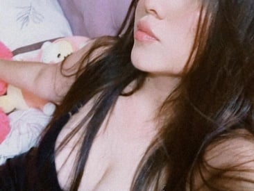 scarlet-noire-outdoors