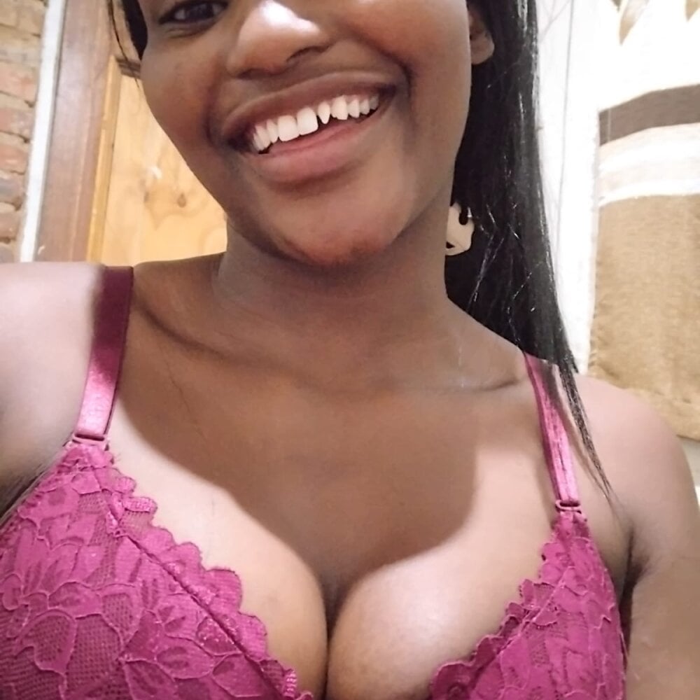 ScarlettDark23 Chatroom