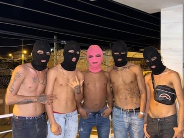 scoundrel-room's Live Webcam scoundrel-room