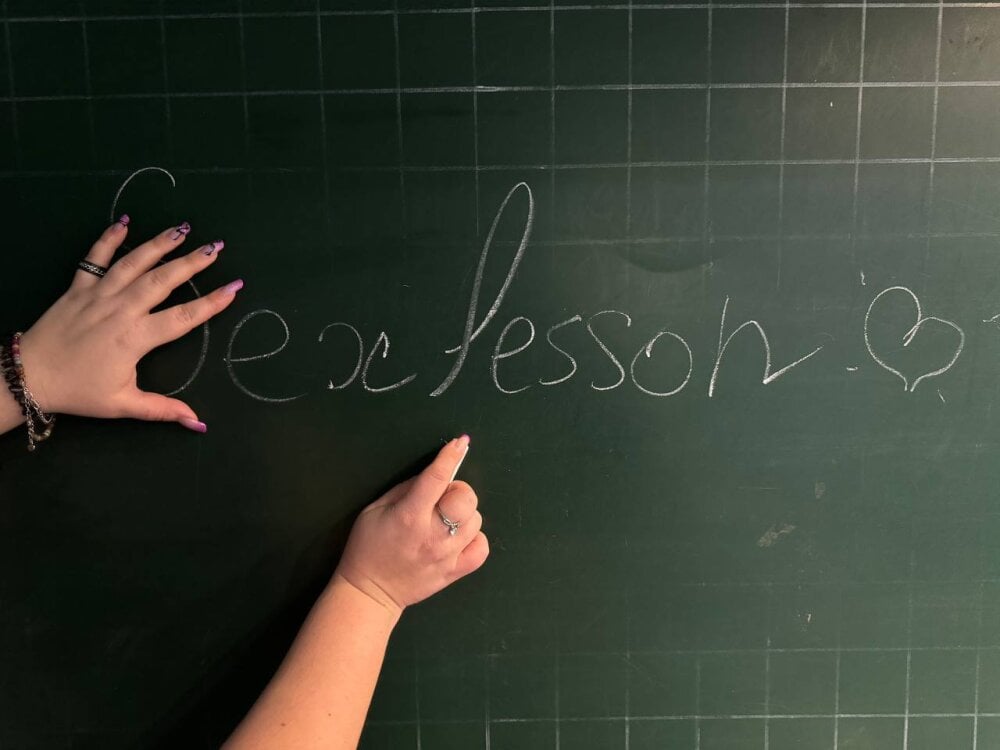 SecretLesson Chatroom