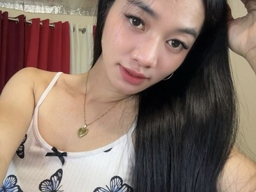 seductive-asian-marian