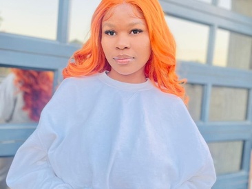 seductive-yellow-titties