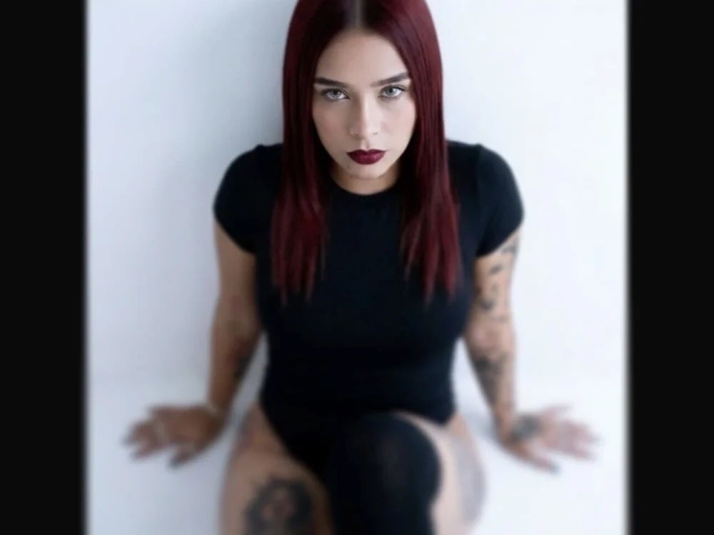 Selena_Grey1 Chatroom