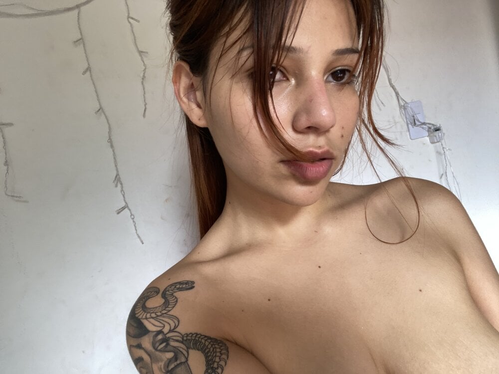 Selene__James Chatroom