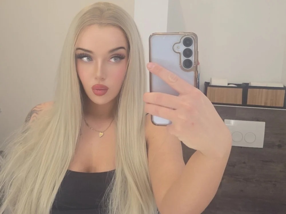 SelinaSeduce Chatroom