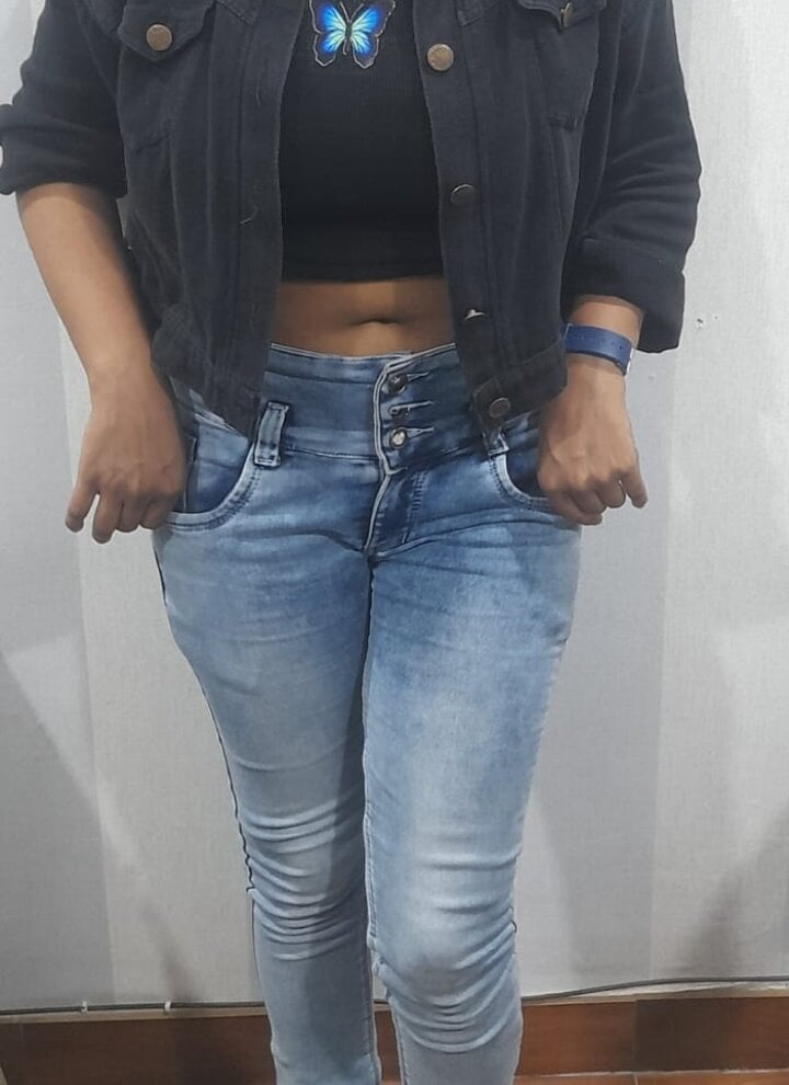 Sexey-Puja18 Chatroom
