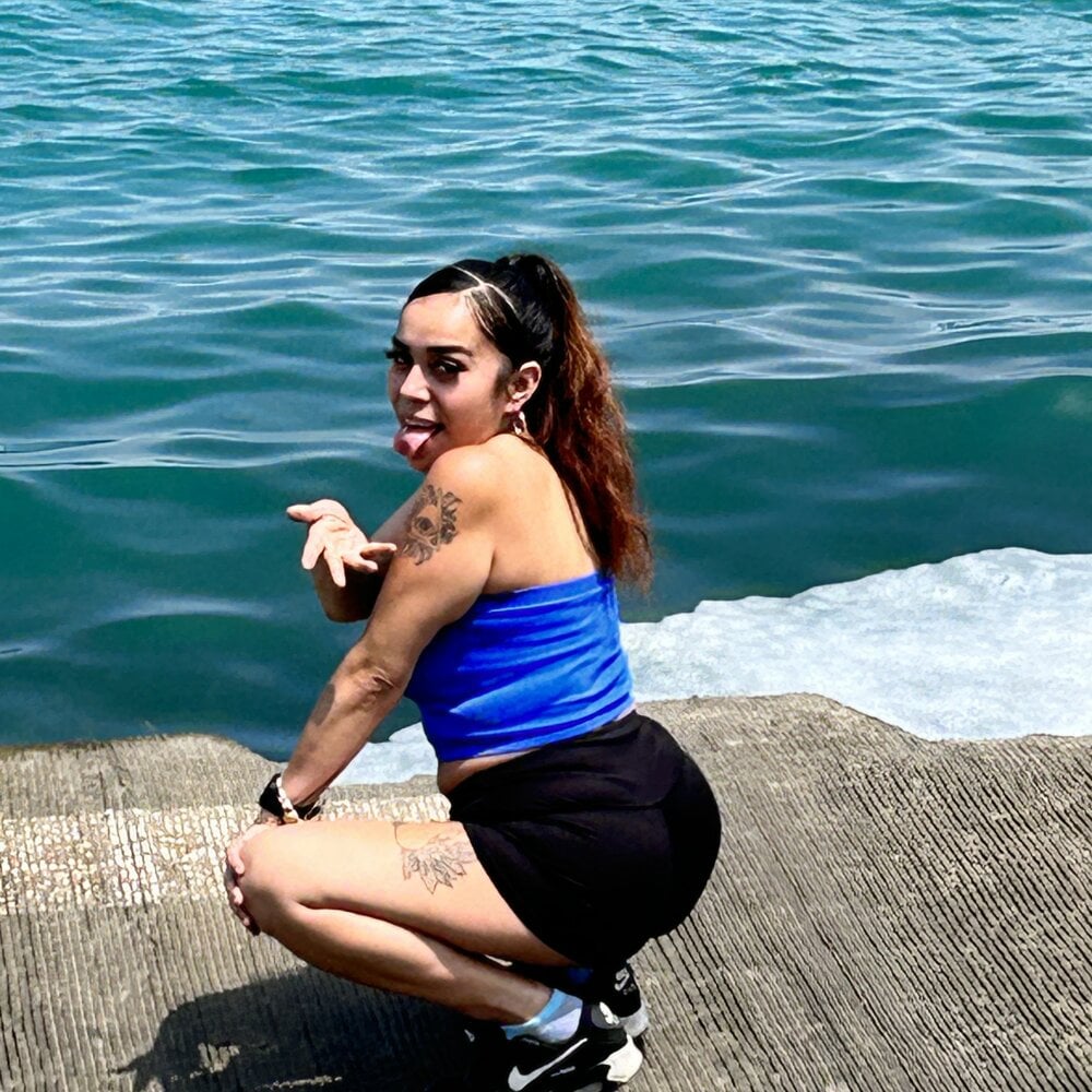 Sexxxyluna28 Chatroom