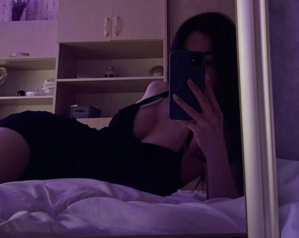 SexyBarbie_ Chatroom