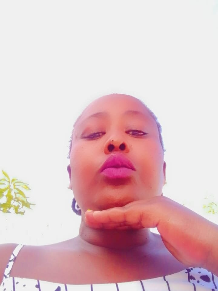 SexyBlackBerryxxx Chatroom