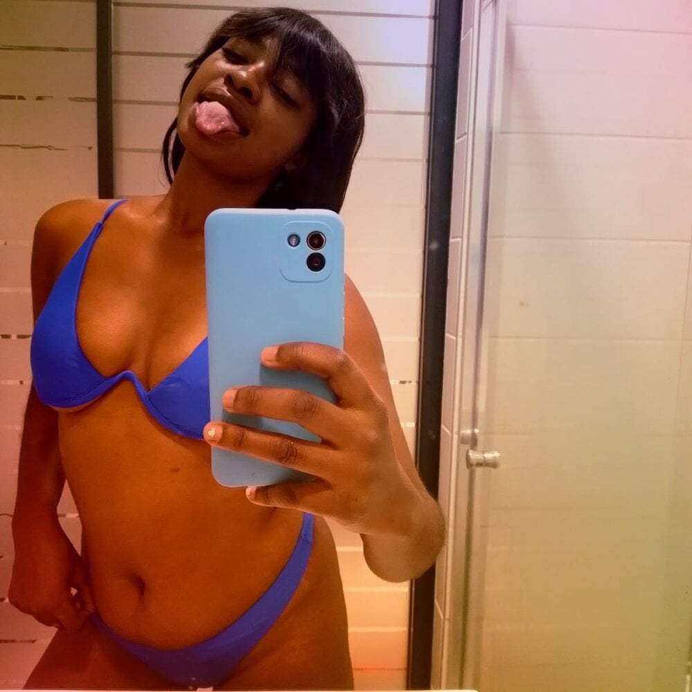 SexyBlackDiamondX Chatroom
