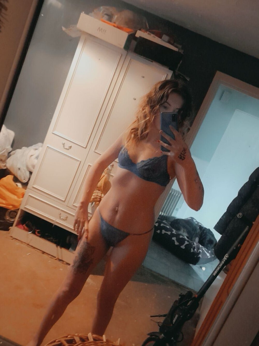 SexyLoXOX Chatroom