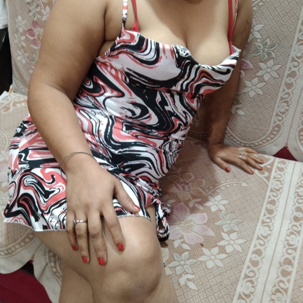 Sexy_anaamika Chatroom