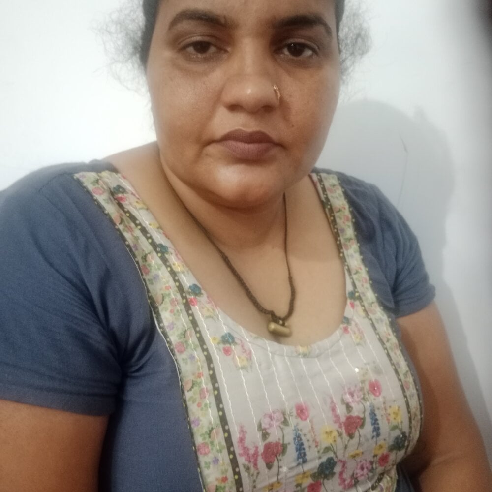 Sexy_cute_shalu Chatroom