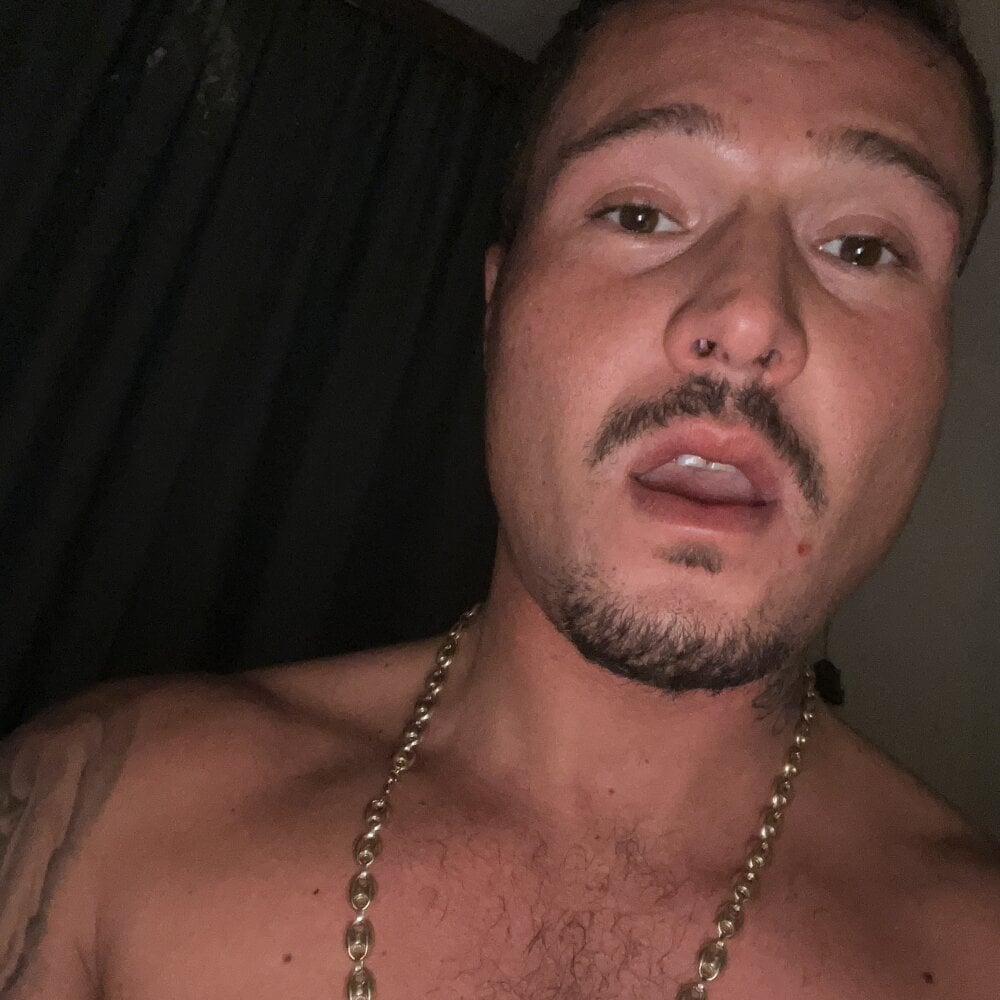 Sexyboyyy65 Chatroom