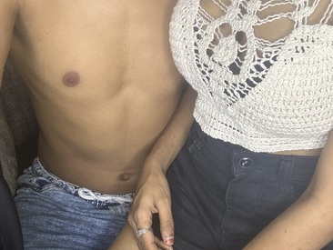 sexyhotcouple2025
