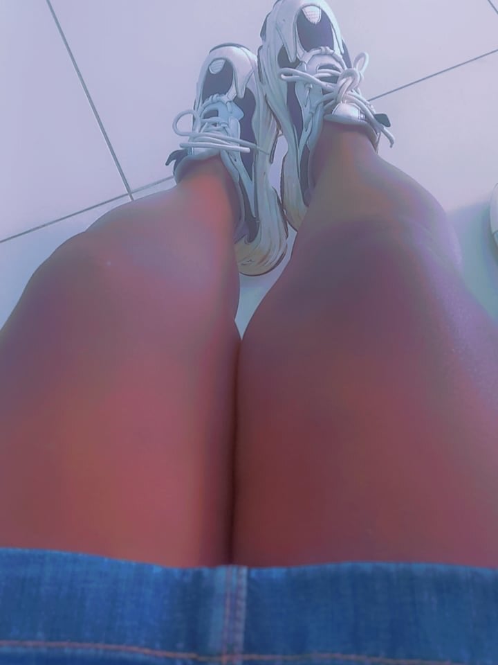 Sexysly100 Chatroom