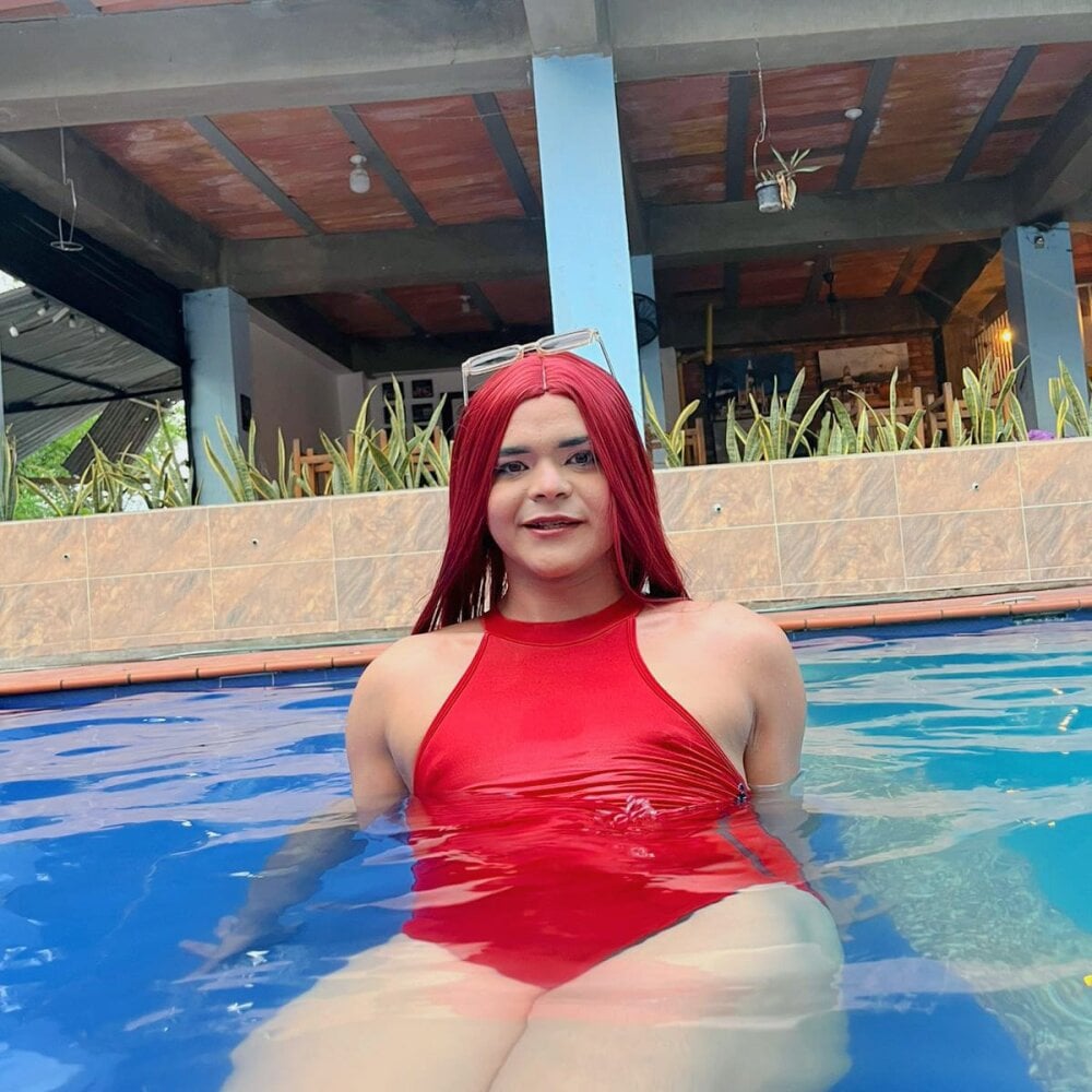 Shaina_Campbella_ Chatroom
