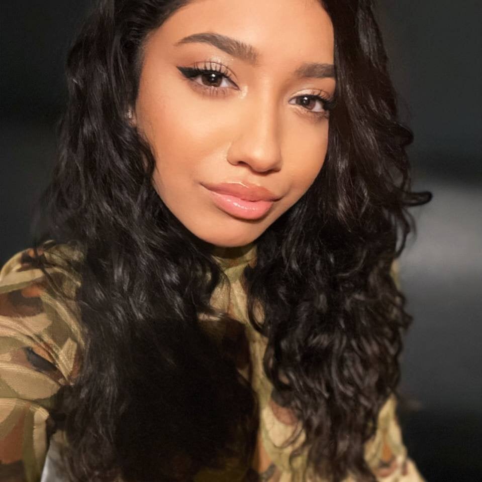 ShanaGrasser Chatroom