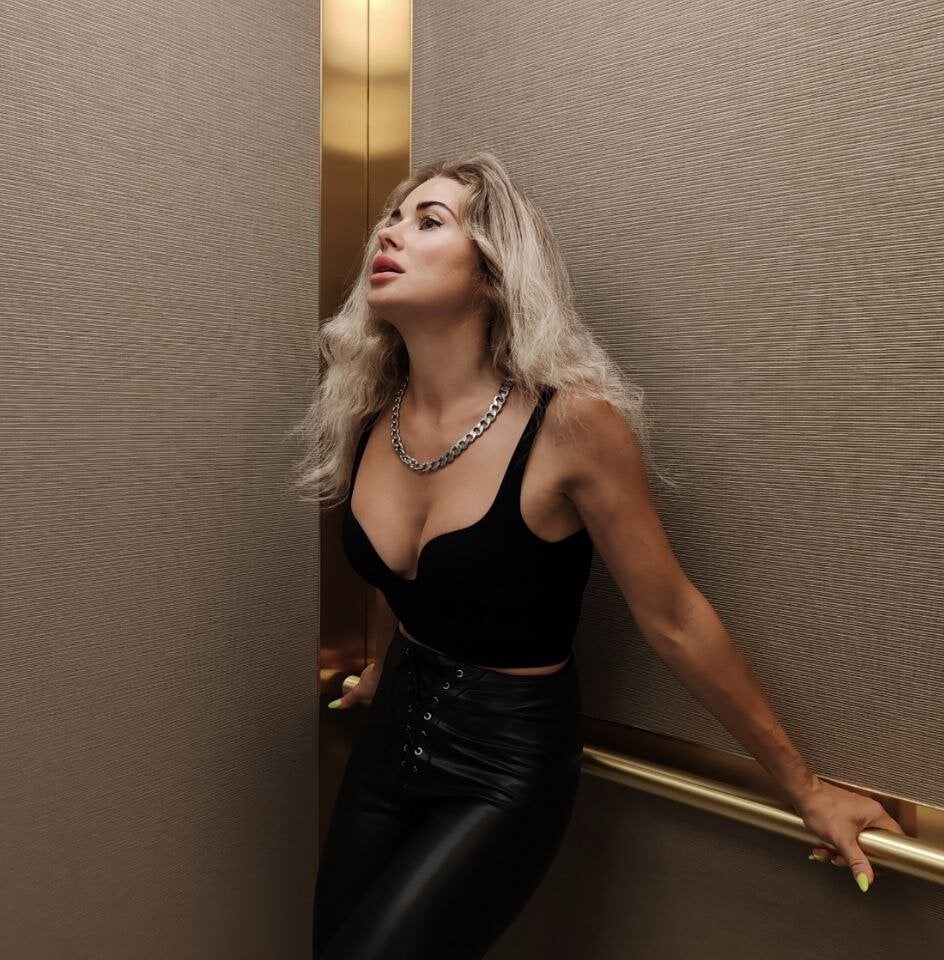 ShanekaBellow Chatroom