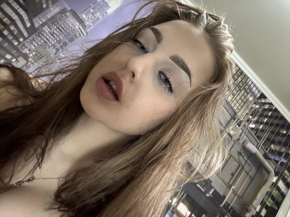 Shannon_Van Chatroom