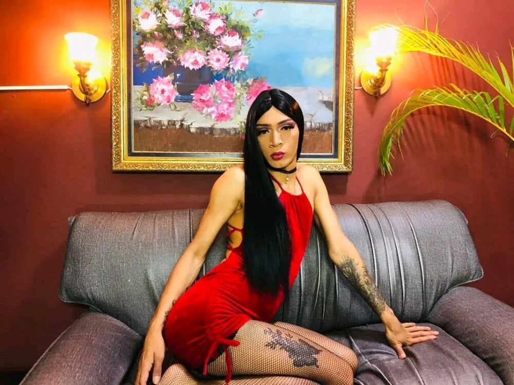 Shantall_dirty23cm Chatroom