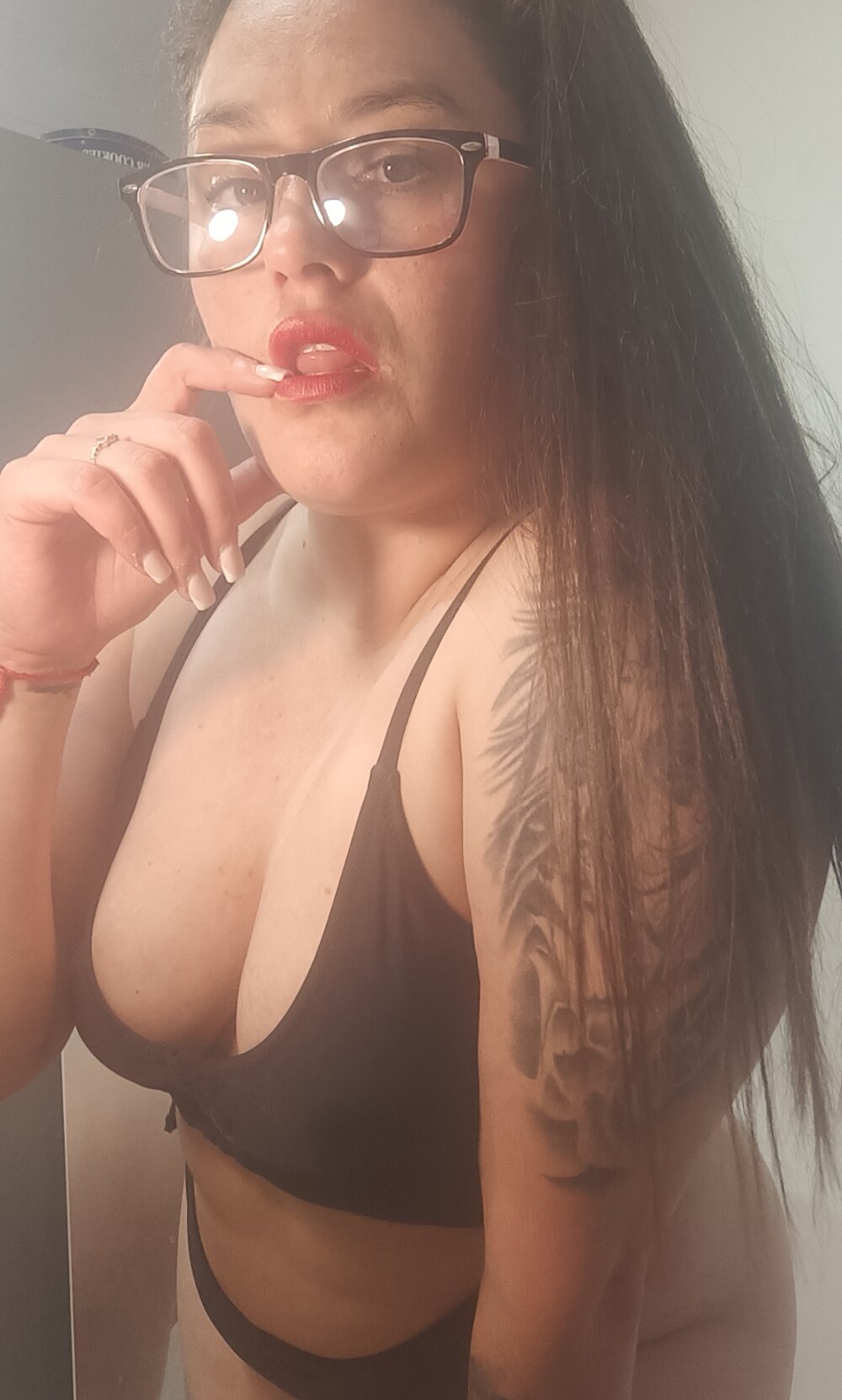 Sharonxxx1234 Webcam Profile Picture Sharonxxx1234 Chatroom