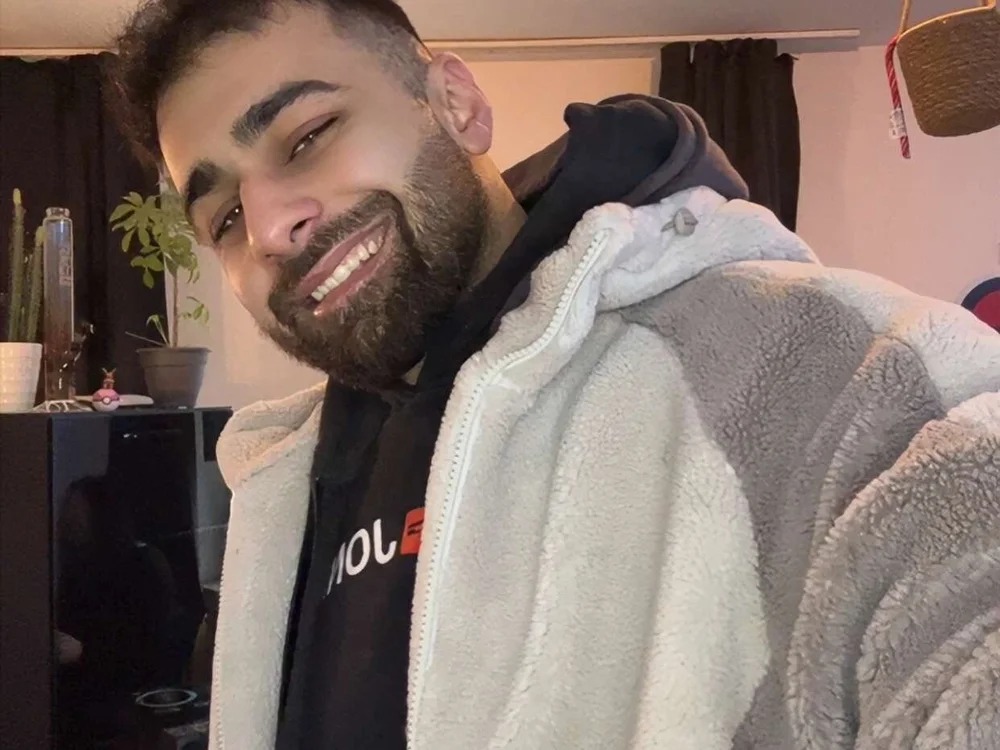 Shayan_021_Private Chatroom