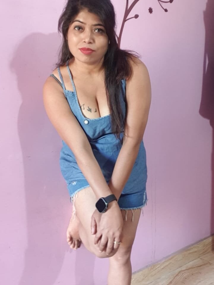 Sheela_9900 Chatroom