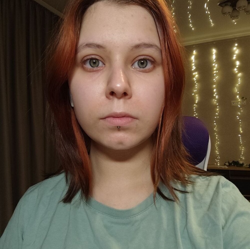 ShemikaCarvin Chatroom