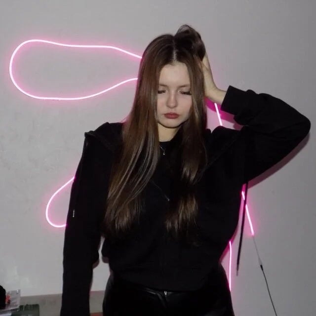 Shinylvy Chatroom