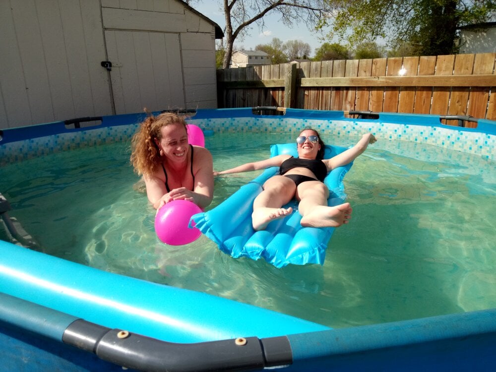 ShyAndHappyCdns Chatroom