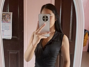 shy-sexylady