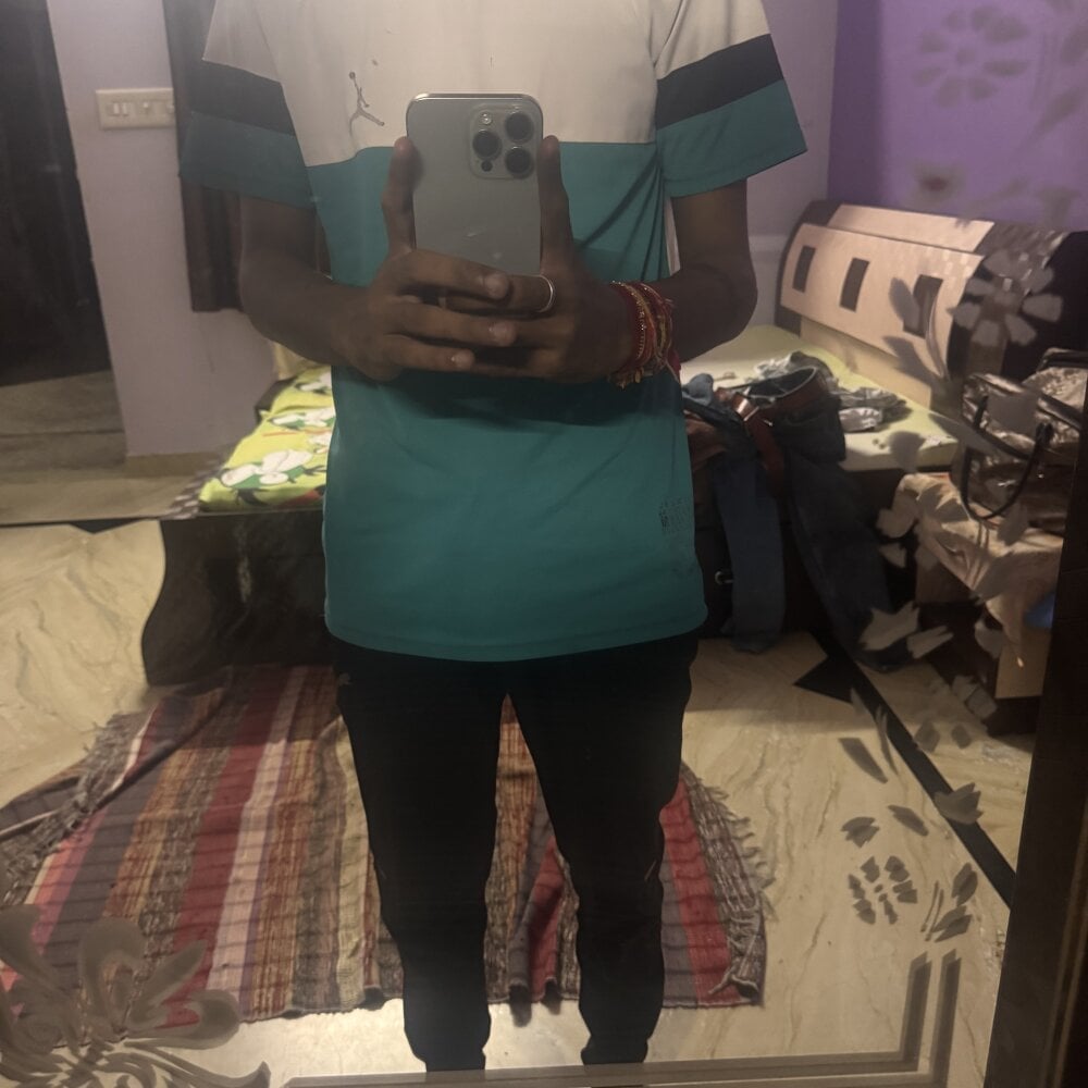 Siddharth8970 Webcam Profile Picture Siddharth8970 Chatroom