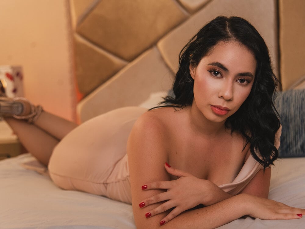 Sienna-Gold Chatroom