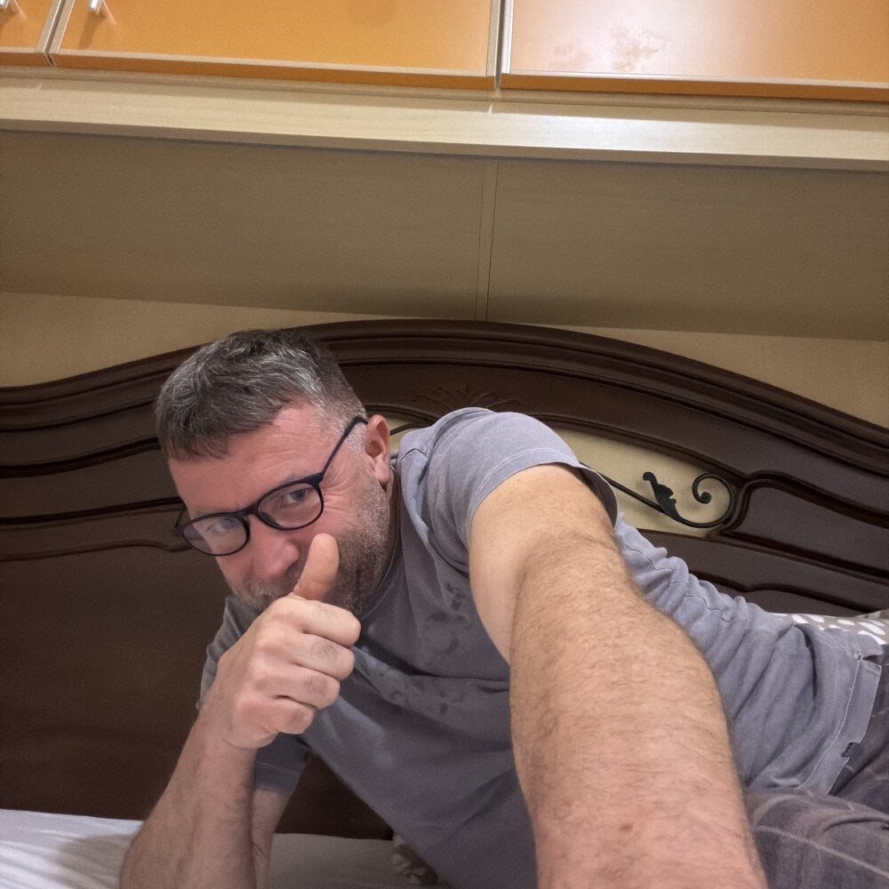 Silvester79 Chatroom