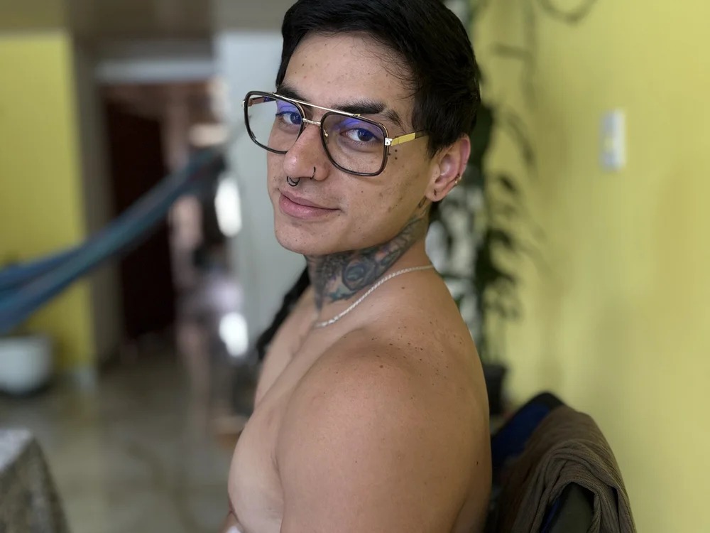Simon_cortes Chatroom