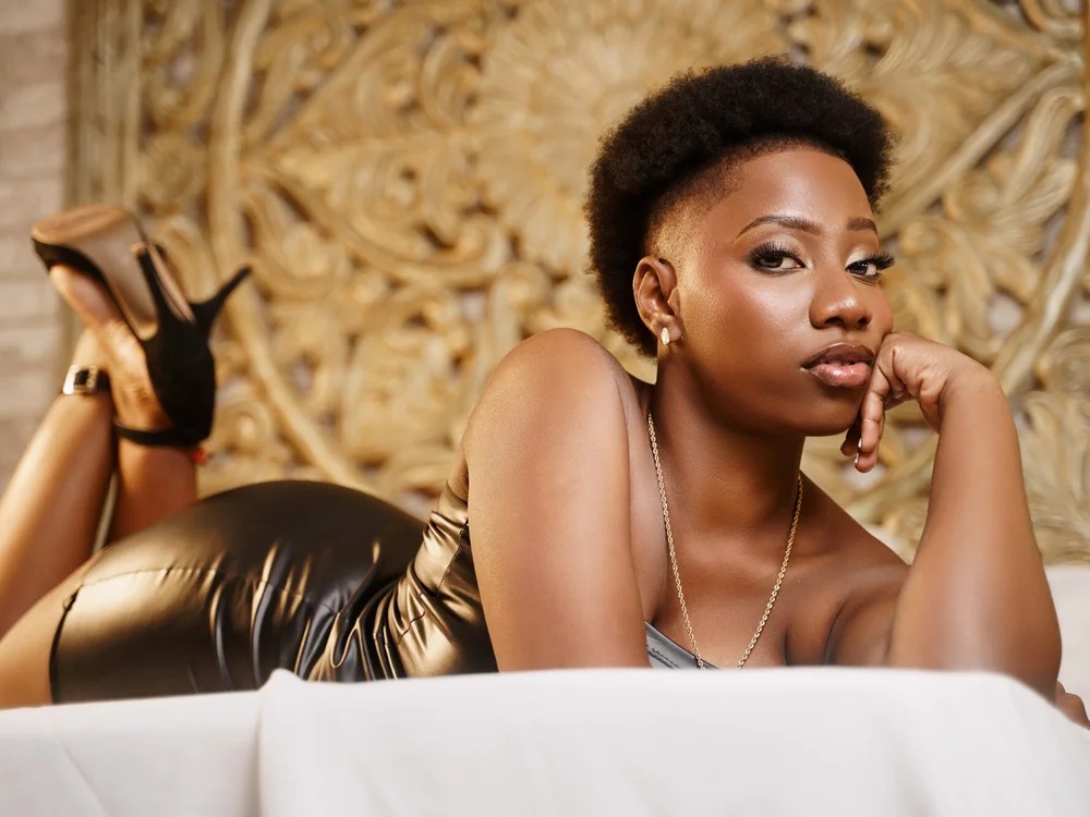 SimoneBlake Chatroom