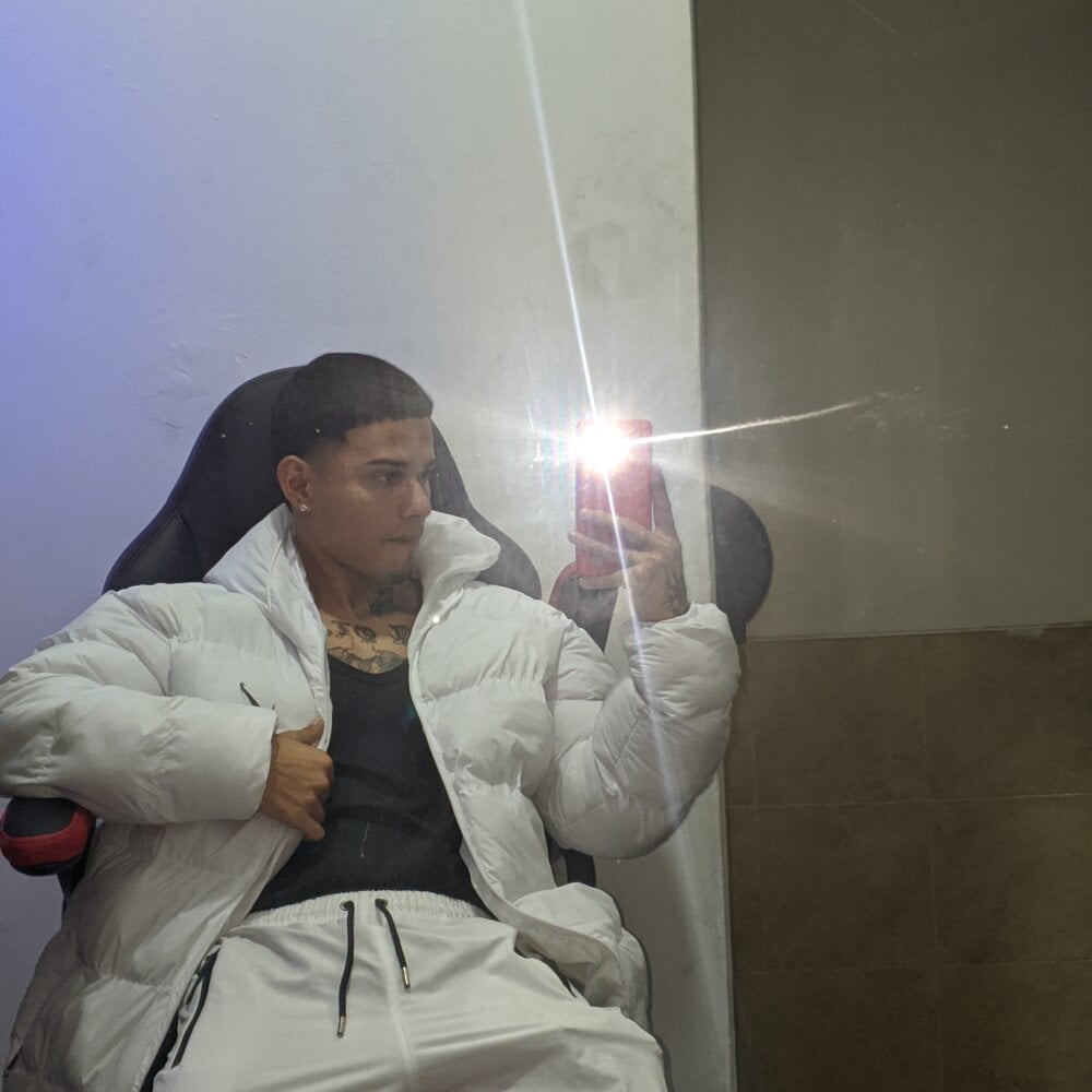 Skartoliver Chatroom