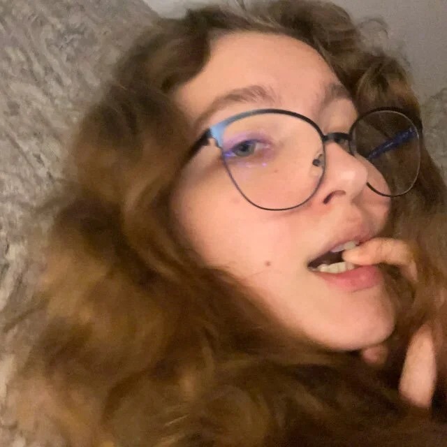 Skin_Girl Chatroom
