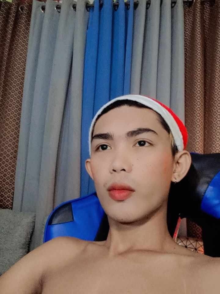 Skinnyguy03 Chatroom