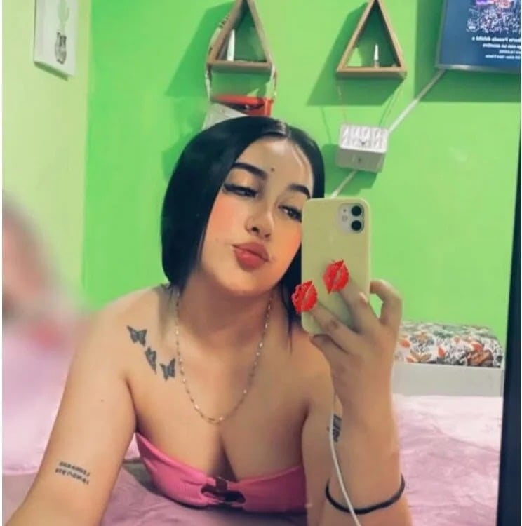 SkyRodriguez_Pink Chatroom
