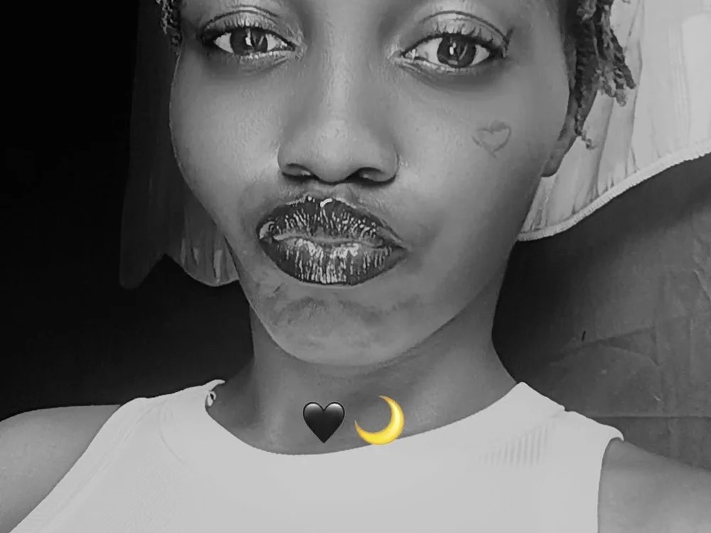 Slenderbie_ebony Chatroom
