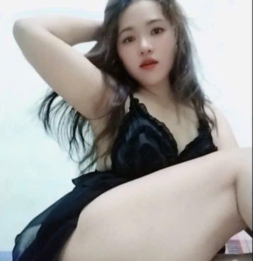 Slutty_girl_1 Chatroom
