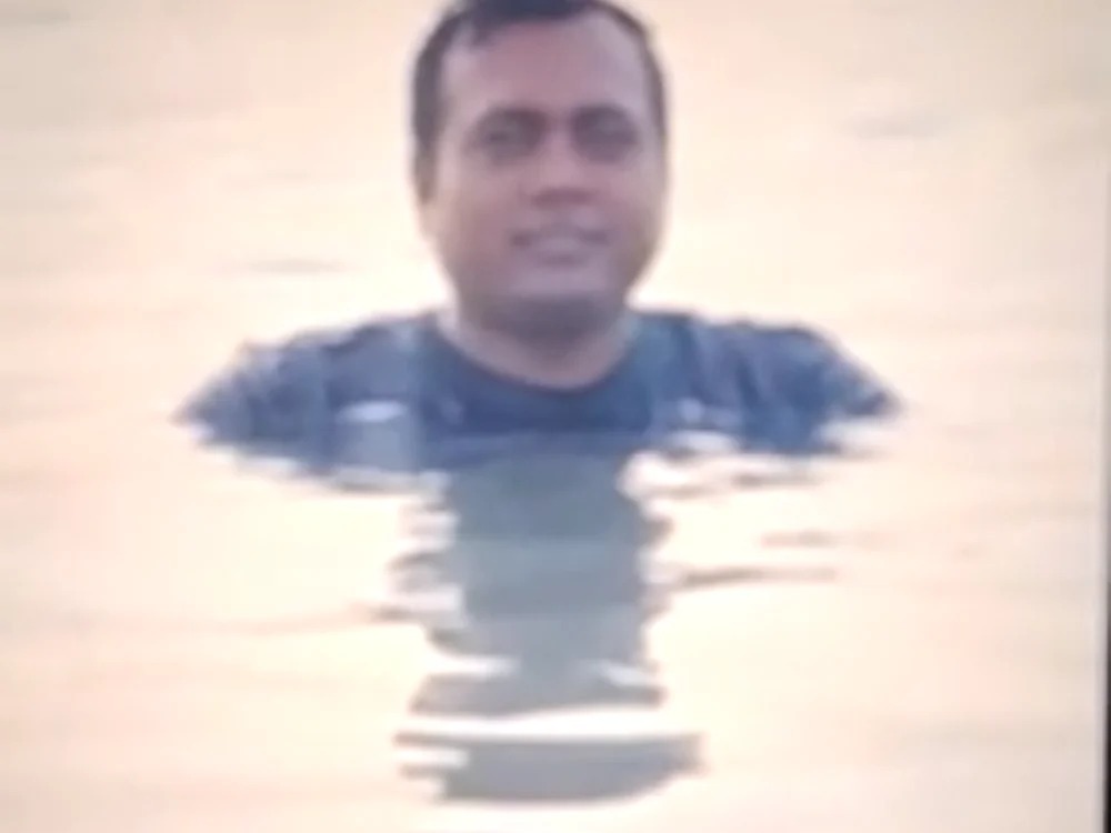 SmallerTushar Chatroom