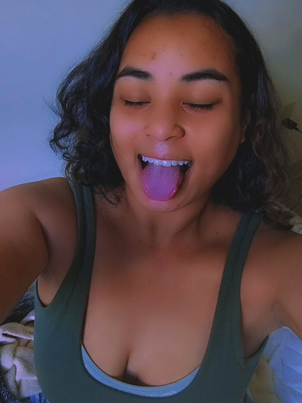 SoakedUpKitty- Chatroom