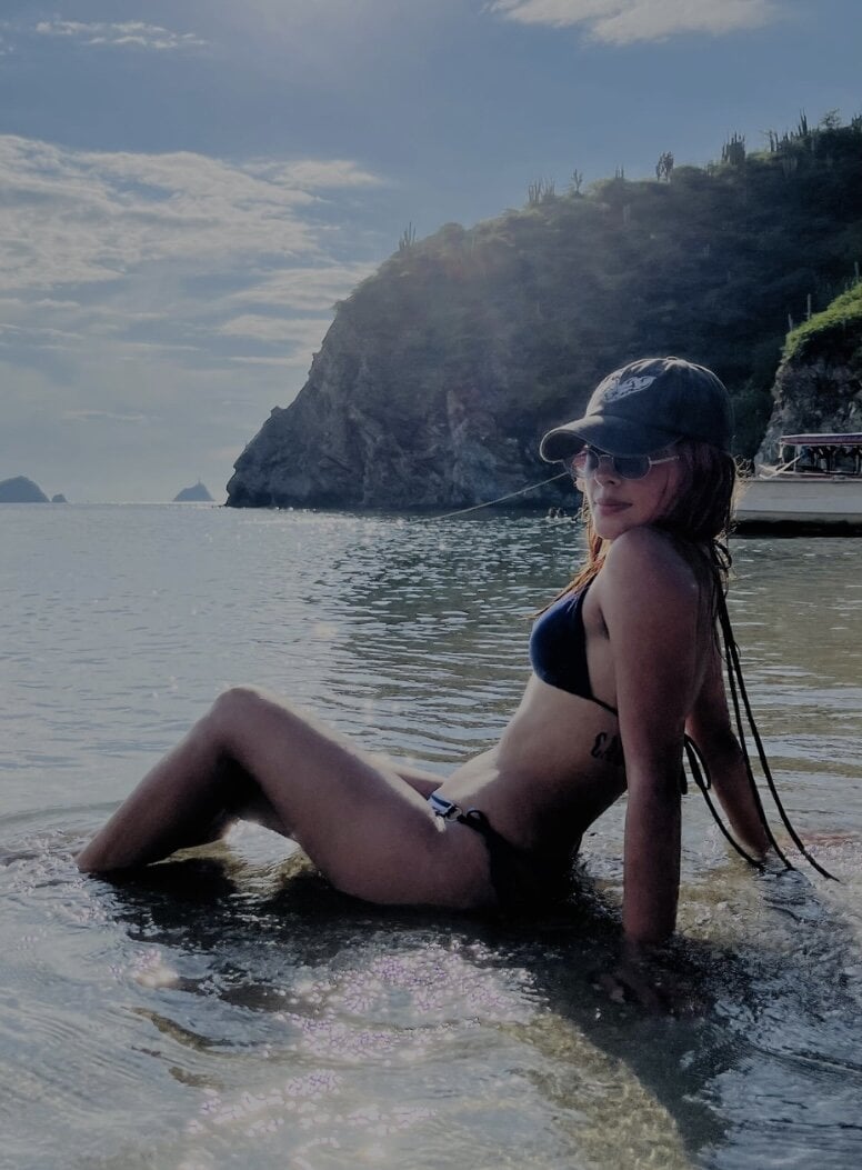 Sofia444- Chatroom