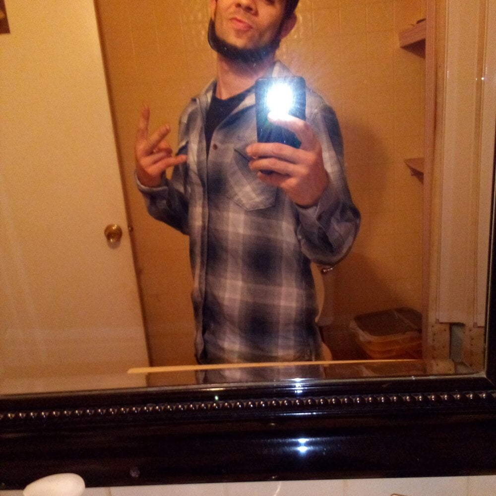 SolitaryMisfit8 Chatroom