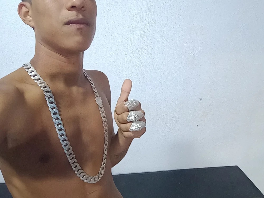 Soniyc13 Chatroom
