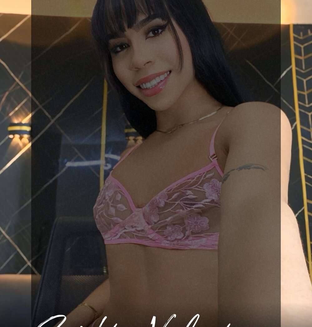 Sophia_Velarie Chatroom